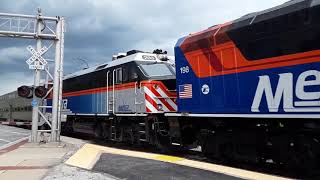 Metra Southwest service at Oak Lawn