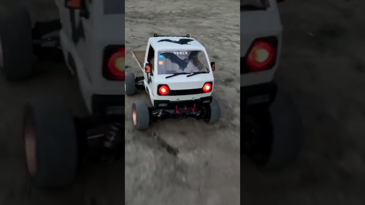 RC Customs Halloween Kia truck.The body 1/10,Car 1/16 brushless