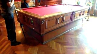 Self Leveling Pool Table