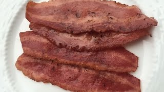 Place bacon in a single layer an skillet. cook on medium heat to your
desired crispness, turning frequently. drain paper towels. read more:
http://www....