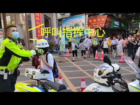 中国高考交警护送考生到考场的感人瞬间|Police help students get to the right exam site for their Gaokao