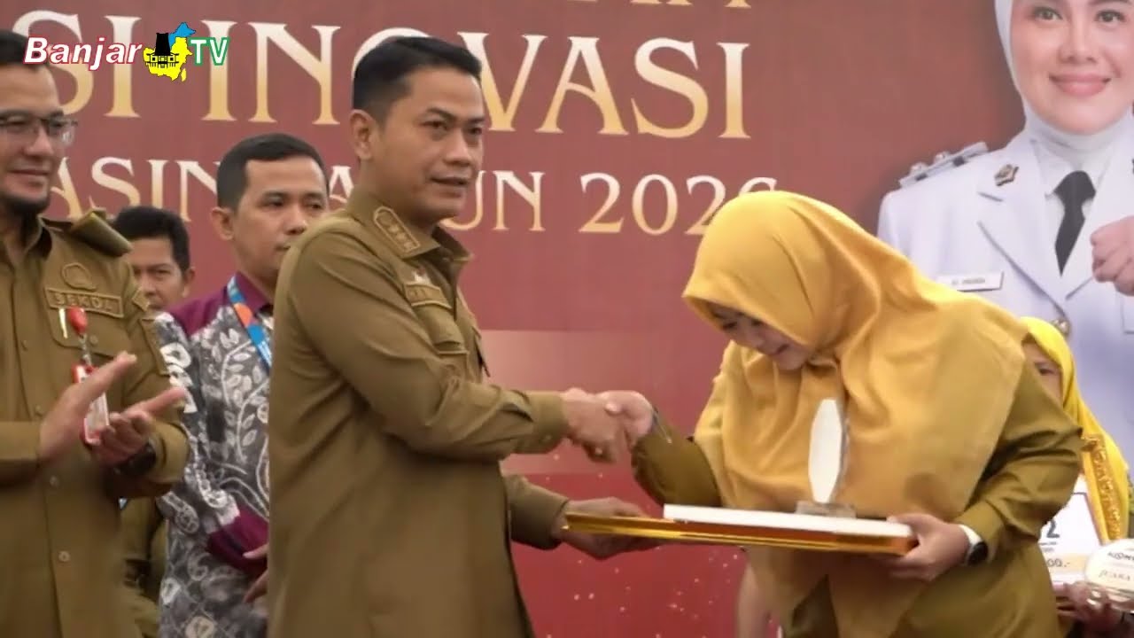SERAHKAN ANUGERAH KOMVAS 2026 WALIKOTA YAMIN MINTA TERAPKAN INOVASI BERDAMPAK NYATA