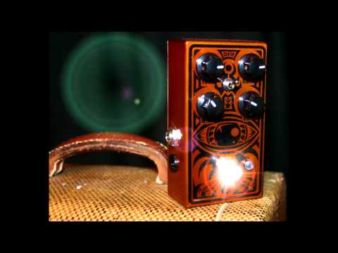 Mojo Hand FX Colossus Fuzz Pedal