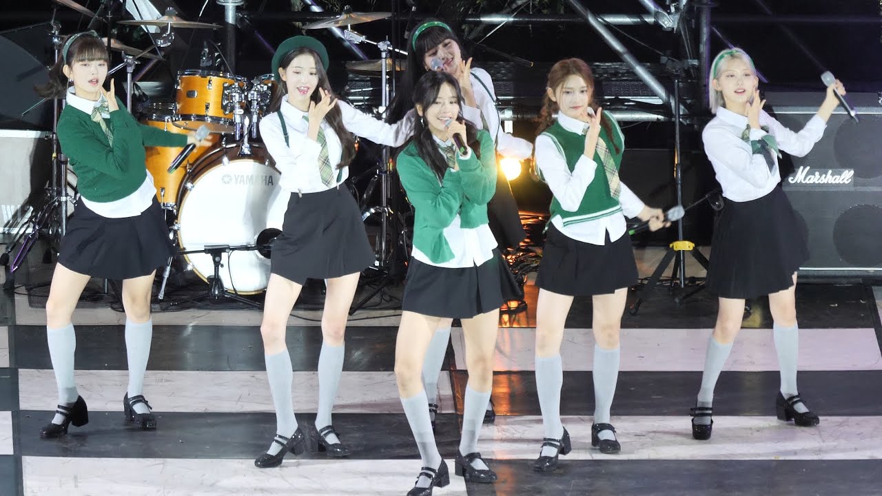 220930 IVE 아이브 - After LIKE 애프터라이크 & ROYAL 로얄 (성균관대축제) 직캠 fancam by zam