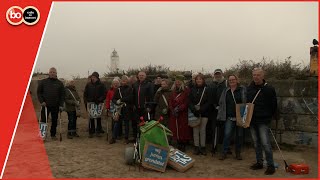 Jutters Maken Strand Afvalvrij Na Seizoensafsluiting