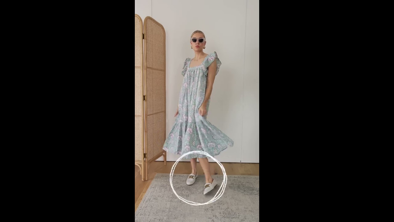 Dos Don Ts Of Pairing Dresses With Shoes