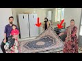 Parisa's nomadic life: washing carpets and selling household waste