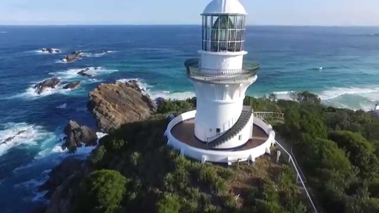 Sugarloaf Point Lighthouse Seal Rocks Youtube