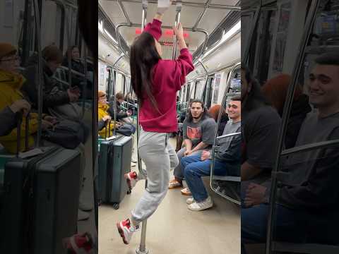 Wow amazing moment in the subway 🤯