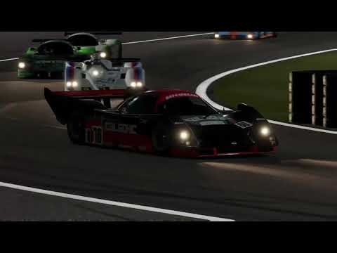 nissan-r91cp-races-around-daytona