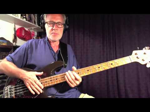 how-to-play-the-e-minor-pentatonic-scale-on-bass-guitar