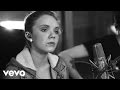 Danielle Bradbery - Stay