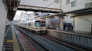 【2022.11.10】JR西日本奈良線221系(221-36)NC606編成みやこ路快速奈良行き黄檗駅に通過。