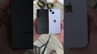 S22 Vs IPhone 14 - Design & Boot Up Test