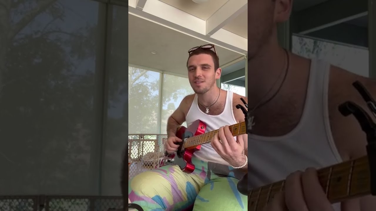 Lauv – Kids Are Born Stars [Stripped on Instagram]