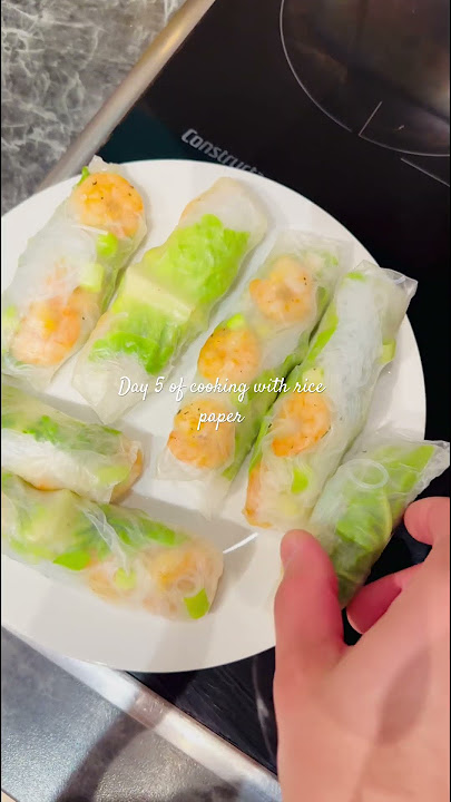 Day 5/7 of My Rice Paper Challenge! 🥢 I #crispyrolls #shrimp #food