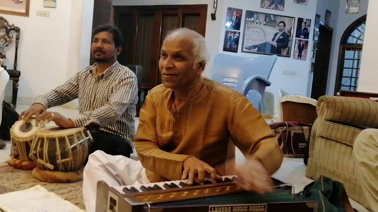 Chahat Main Kya Dunya Dari Ishq Main Kesi Majboori Ghazal Night With Naushad