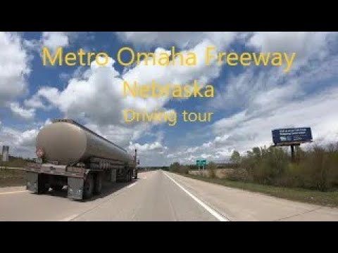 Drive Tour, Omaha Metro Area, 75 Freeway Northbound, Plattsmouth to Omaha, Nebraska, USA