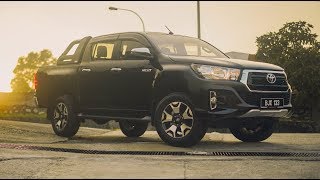 Download lagu Toyota Hilux - For All Walks of Life