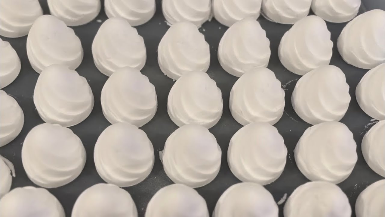 Fluffy Crunchy White Baking Soda Crush💨💨