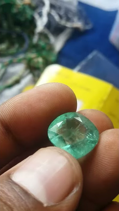 Zamrud Colombia Natural Columbian Emerald Beryl Big Size CT 13 #zamrudcolombia #columbianemerald