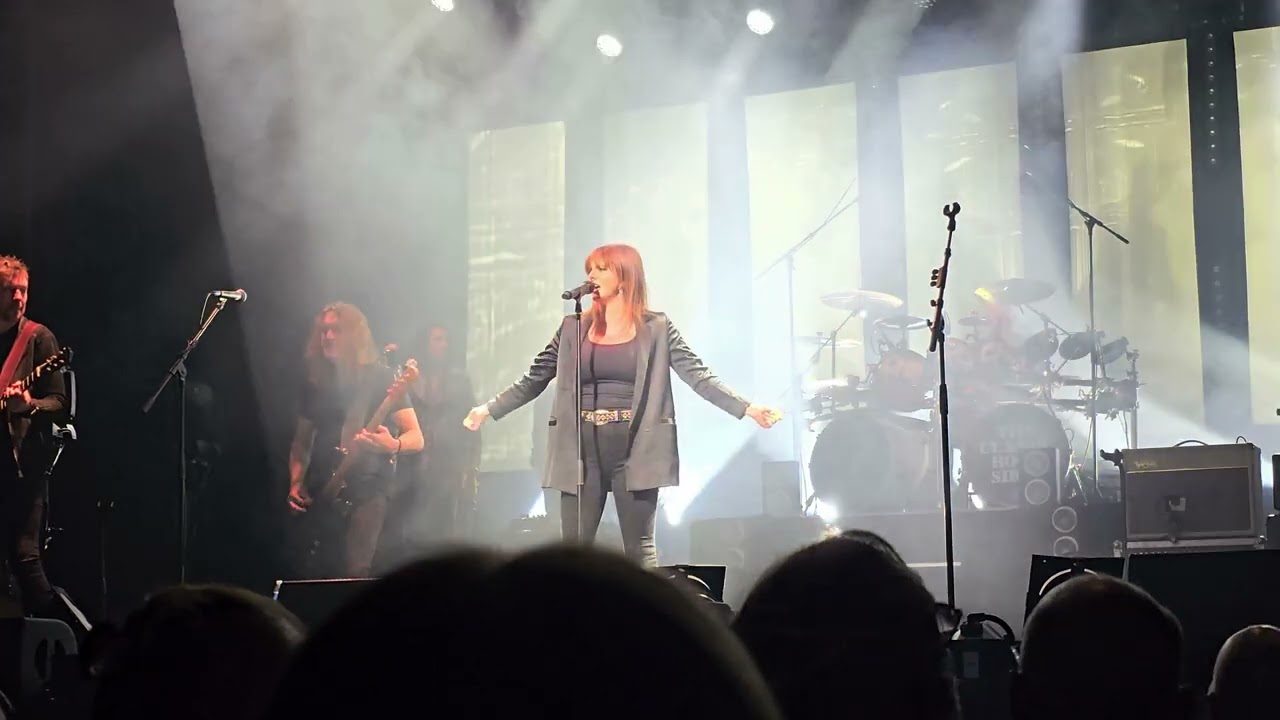 The Classic Rock Show - Edge of Seventeen (Stevie Nicks)