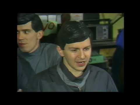 Lunch with DEVO (1981)