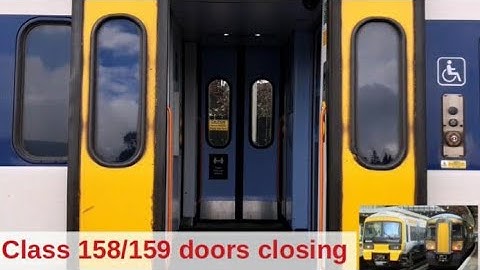 SWR Class 158/159 doors closing, 18/8/20.