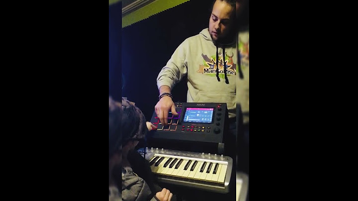 Néha azért besegít Bencus is! 👀🤟🔥🦄🍑🥂🤪🍆🐾