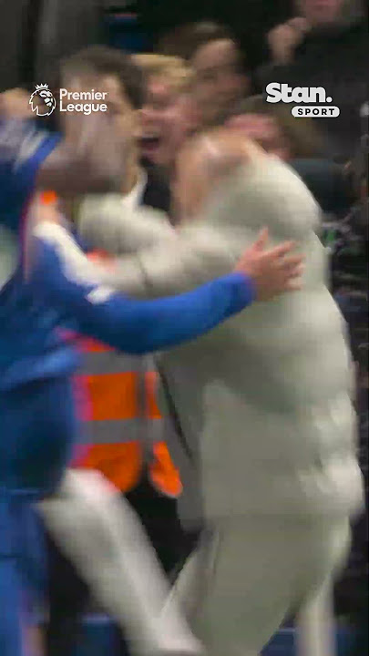 Enzo Maresca goes full Jose Mourinho celebrating Chelsea winner 😭 #StanSportAU #PremierLeague