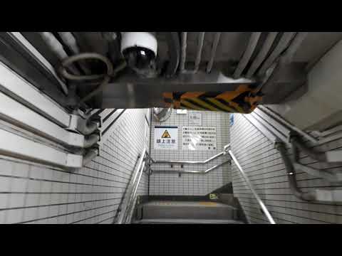なんとなく電車：東京メトロ新中野駅：丸ノ内線荻窪行き発車到着光景：連絡通路移動20201212_153111