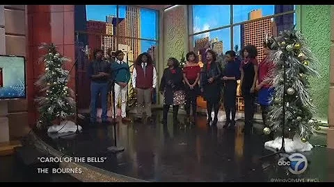 Chicago Family Choir: The Bourns sing 'Carol of th...