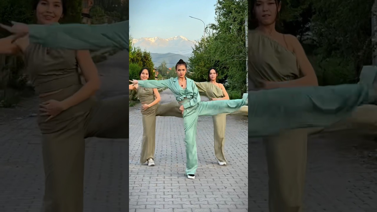 Aruzhan Mambetali / Аружан Мамбетали / sisters Nazym Arailym Назым Арайлым/ 