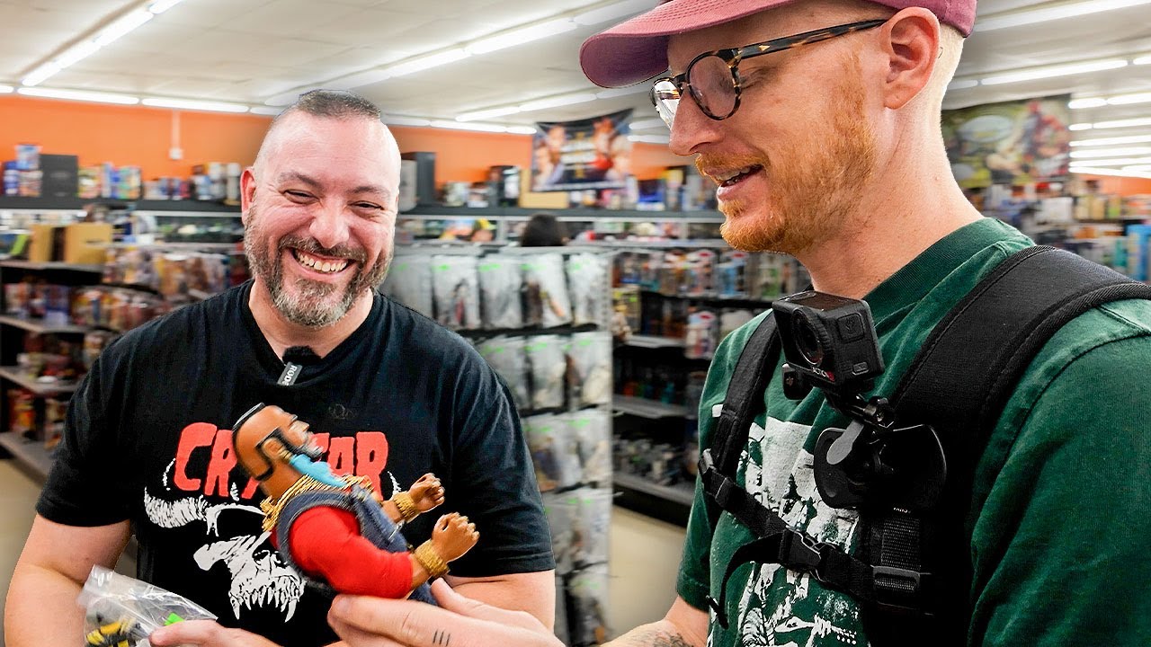 Пиксель Дэн заблудил нас в самом большом магазине игрушек в Америке.