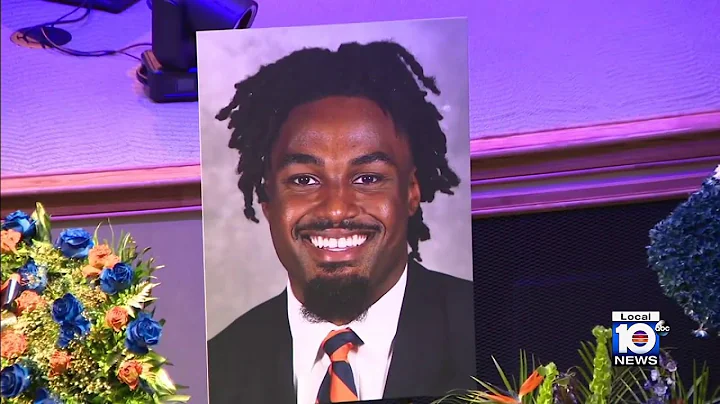 UVA rising football star & south Florida native Ds...