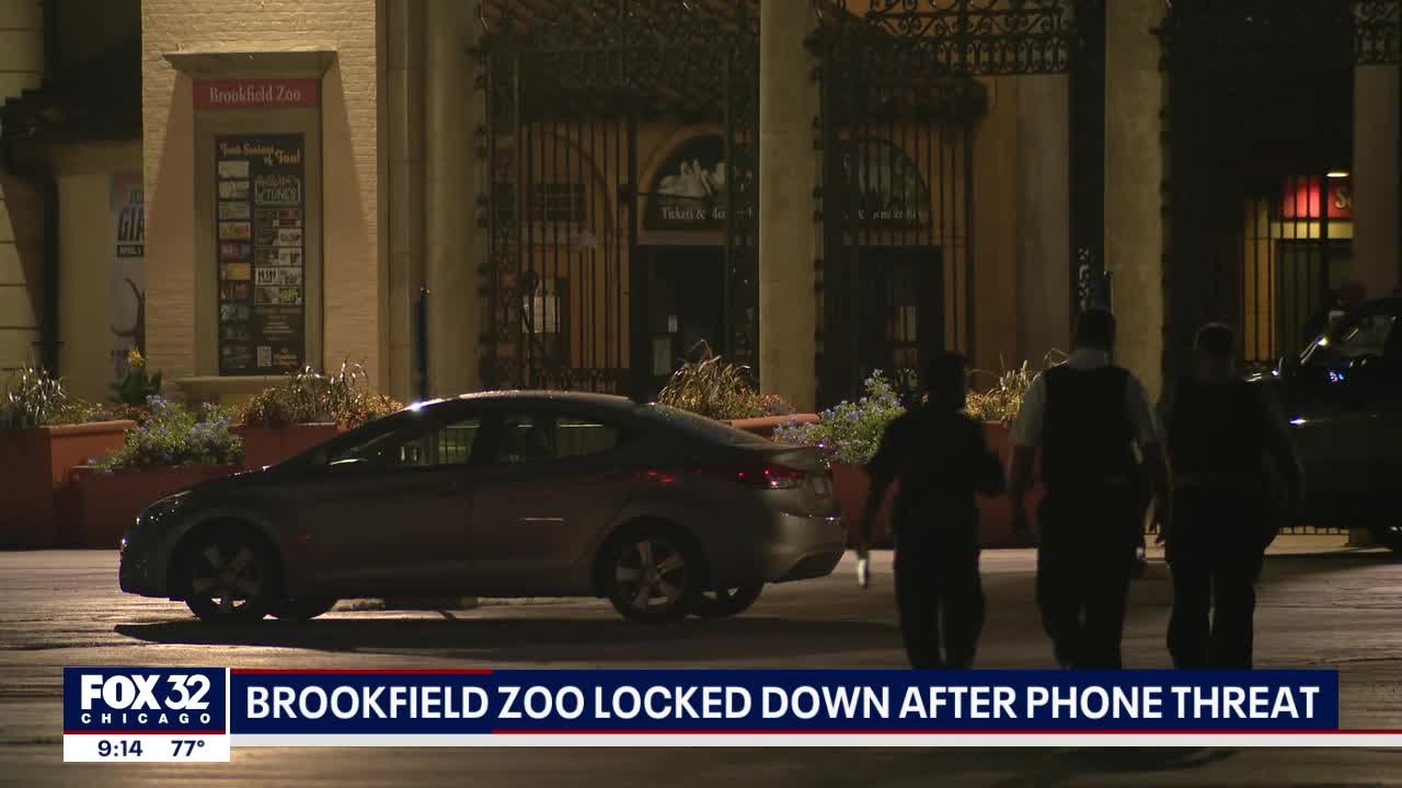 Visitors at Chicago's Brookfield Zoo go on lockdown after threat day ...