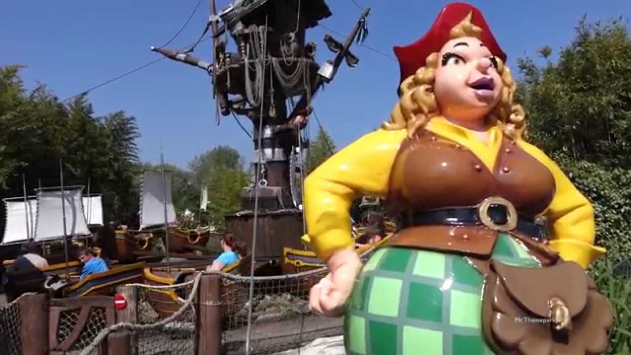 Walking at Plopsaland storm op zee & kermisplein (18-05-2014) - Part 4