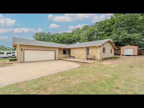 1003 Highland Dr, Arkansas City, KS home video tour