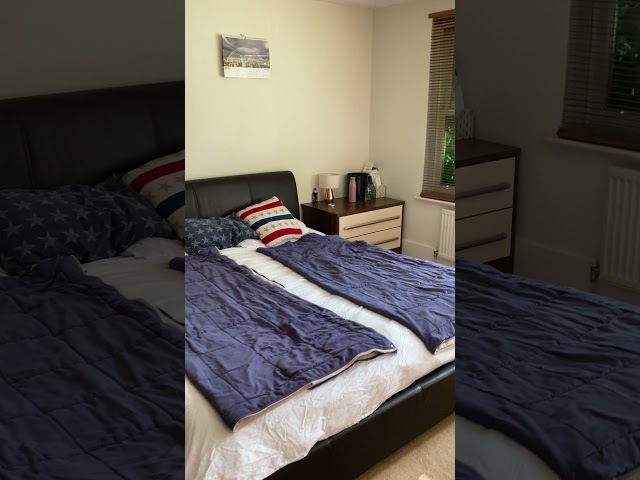 Video 1: Bedroom with Super-King-Size bed