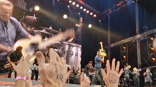 Bruce Springsteen and The E Street Band - Twist And Shout - Cardiff 2024