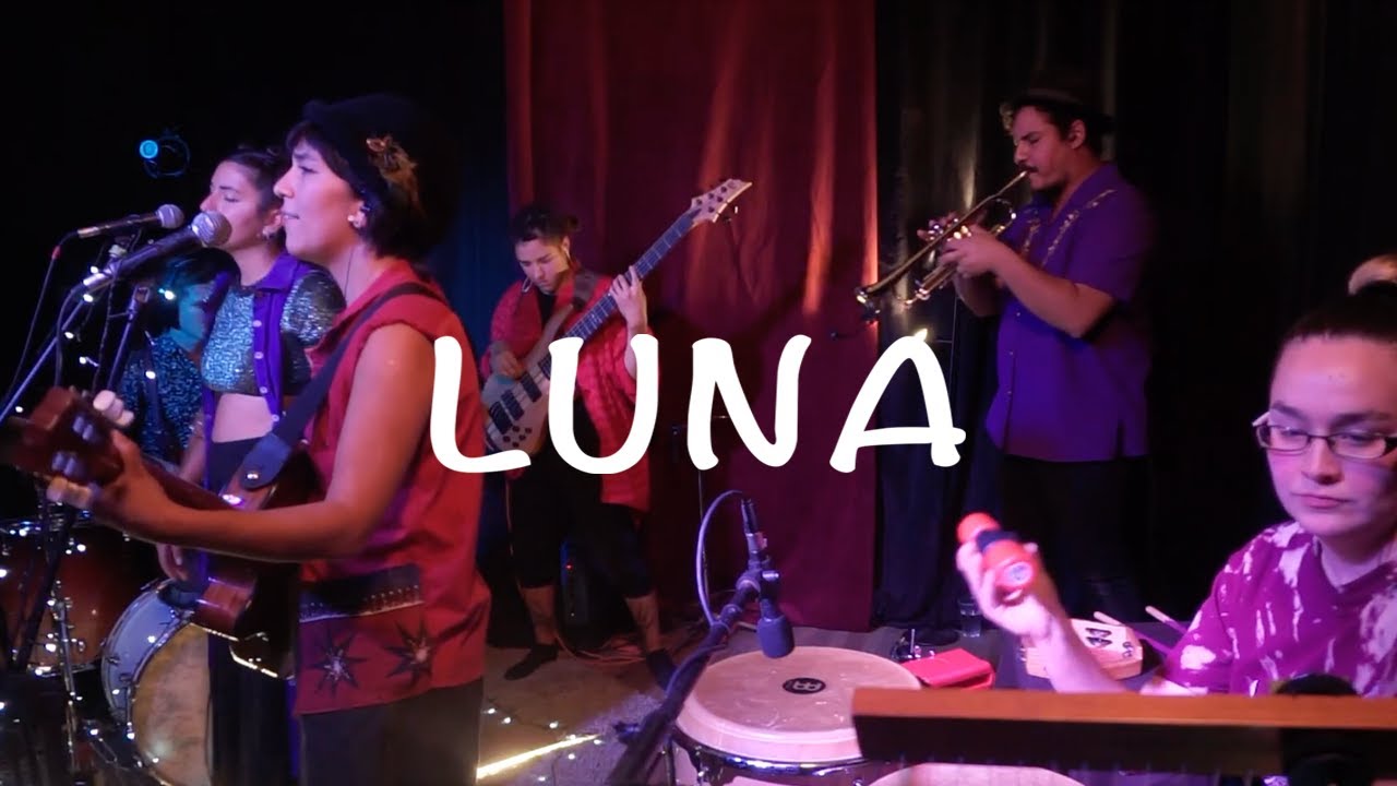 Luna - Fuente de Barro - YouTube