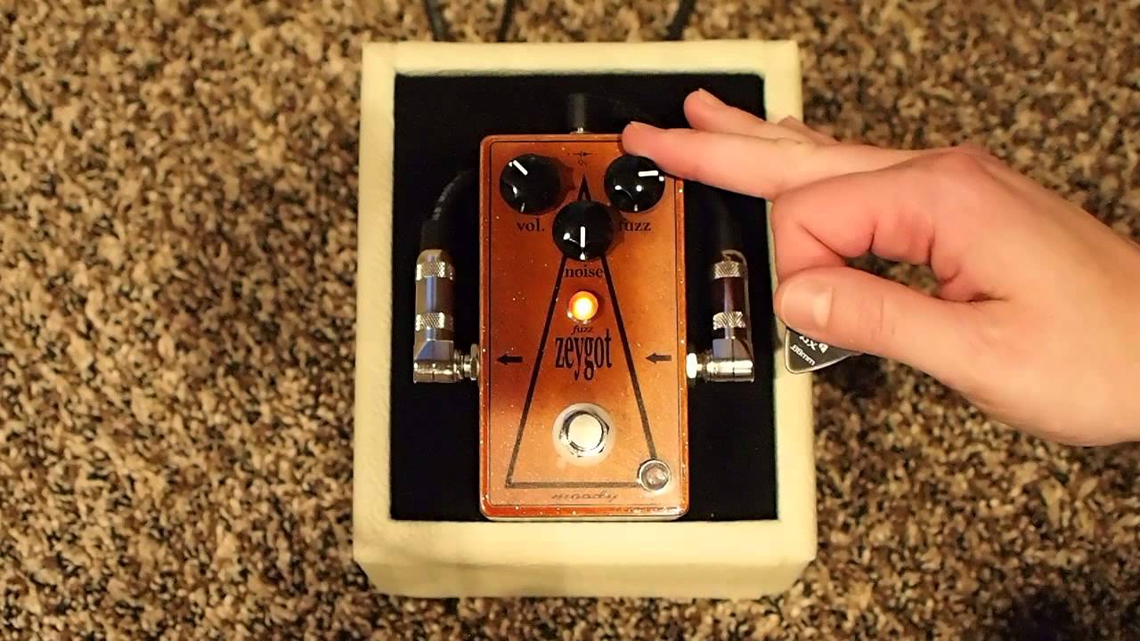 Moody Sounds Zeygot Optical Noise Fuzz - YouTube