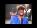 Dionne Warwick &amp; The International Children’s Choir | SOLID GOLD | “We are The World” (2/15/1986)