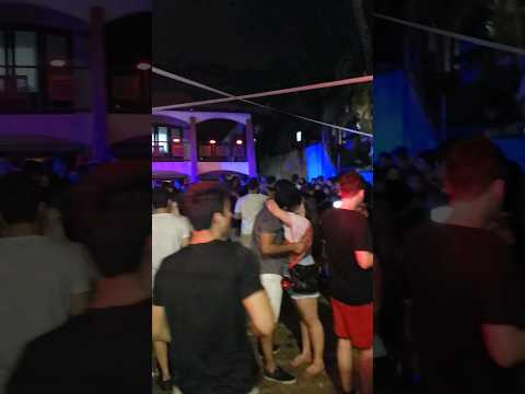 🇧🇷 Kissing at a party is normal in São Luís #Brazil #SãoLuís #SaoLuis Sao Luis