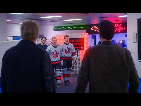 Daniel LaRusso vs Jugadores de Hockey / Cobra Kai (Español Latino) Full HD