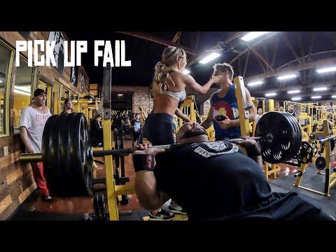 PICK UP FAIL - Hot girl in the Gym Spotting 405lb Inlcine Bench Press Fail