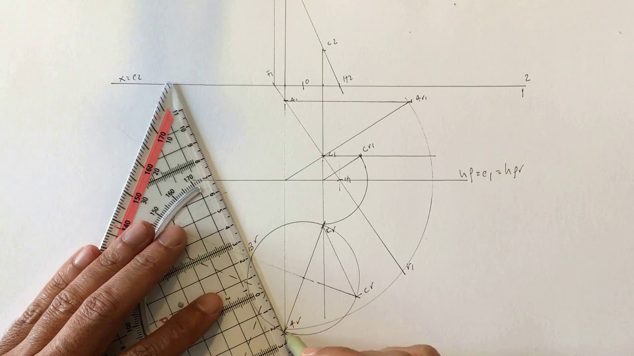 GEOMETRIA DESCRITIVA A - 11 ANO Quadrado em plano de rampa