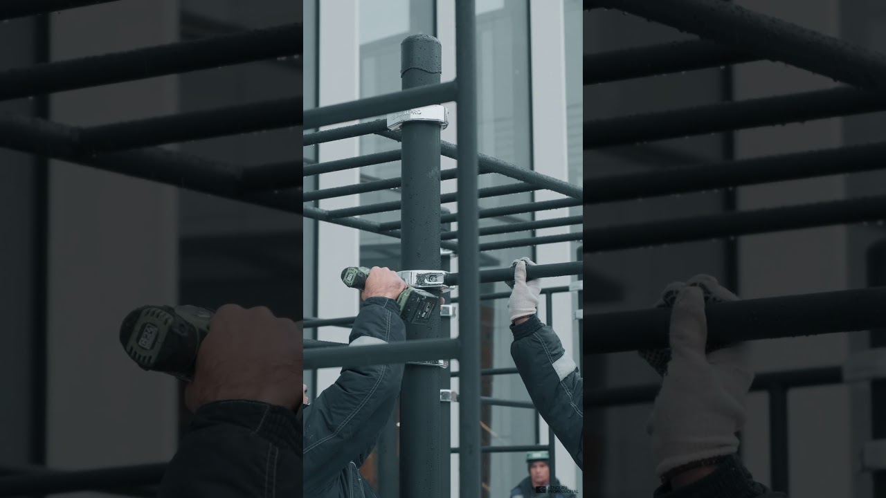 Mobile workout equipment at the Neva tower