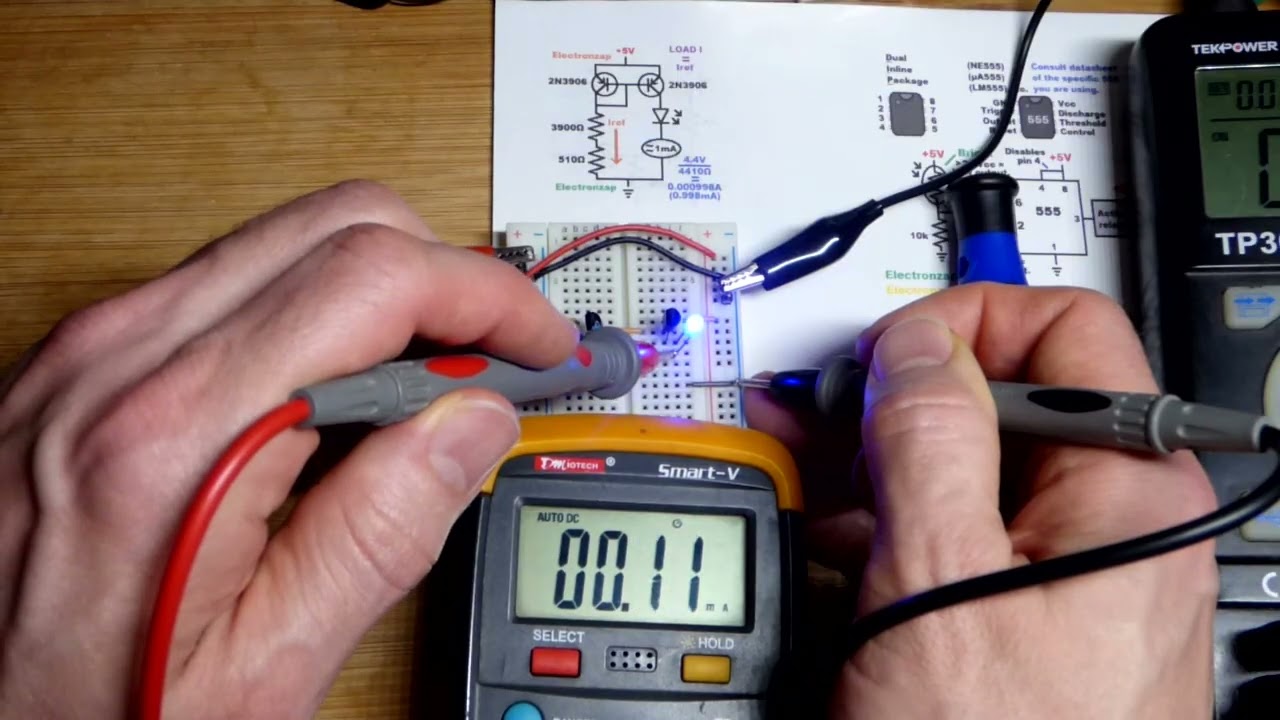 Посмотрите на схему токового зеркала PNP BJT