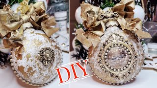 Christmas Ornaments DIY / Decoupage Vintage Christmas Tree Baubles